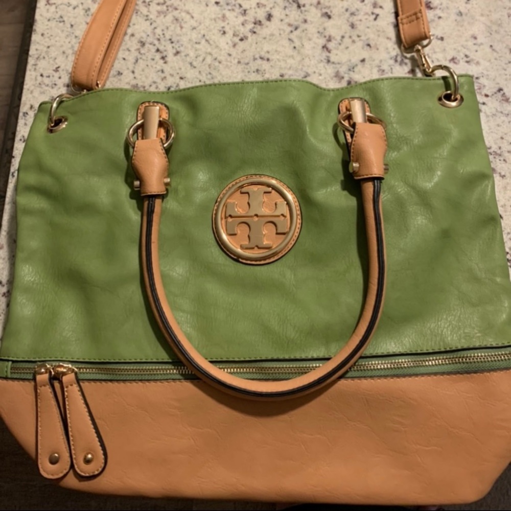 Brand new purse